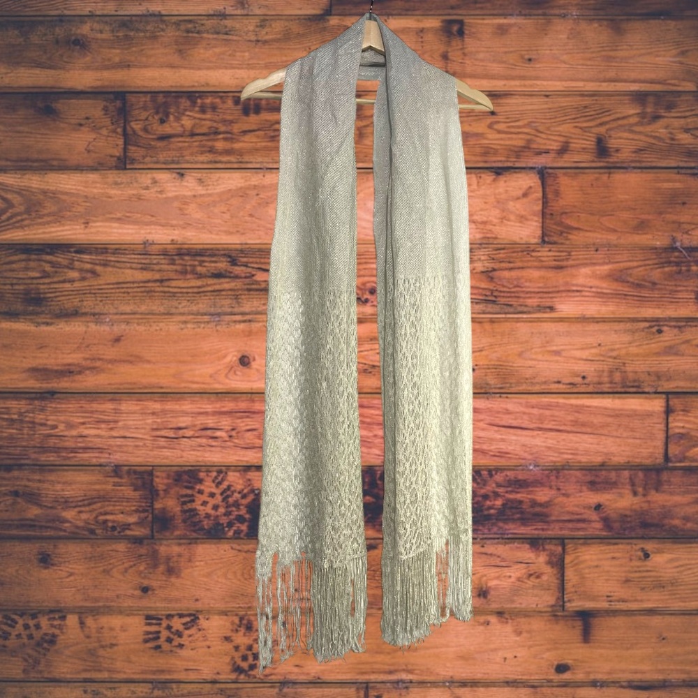 Light Metallic Silver Knit Fringe Scarf Wrap